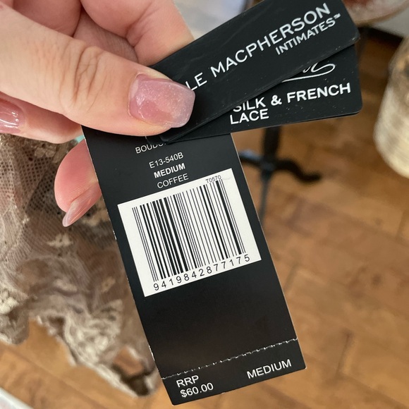 Lace Bralette and Shorts Set - Brown - Picture 7 of 11